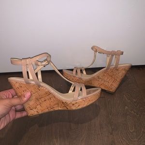 JS nude strappy wedges 🤎